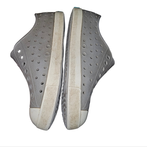 Native Shoes - Picture 2 of 7